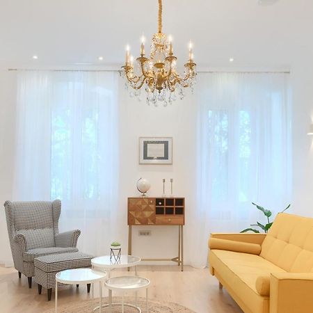 Calafati Apartment With Free Private Parking 리예카 외부 사진