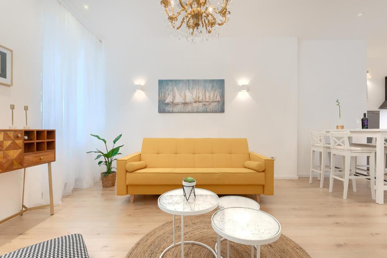 Calafati Apartment With Free Private Parking 리예카 외부 사진